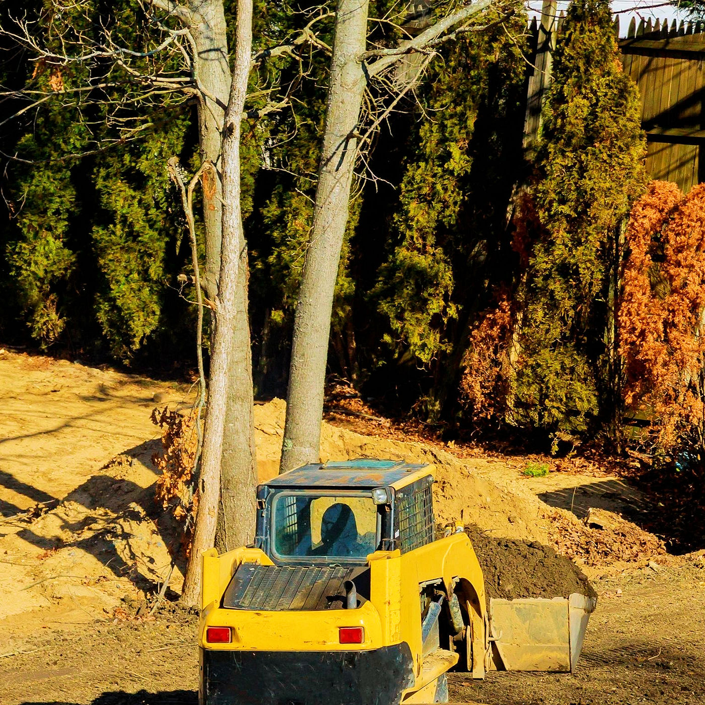 Landscape Grading & Excavating Contractor Services – Texomaland & North Texas Does soil type have anything to do with the grading work that is done to improve drainage?– Texomaland & North Texas